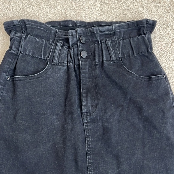 Ladies size‎ xs black mini skirt by Jolt - Picture 2 of 4